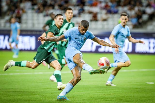 【中超】拜合拉木绝杀 深圳新鹏城让二追三胜浙江